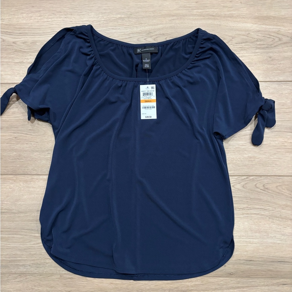 NWT INC Navy Blouse